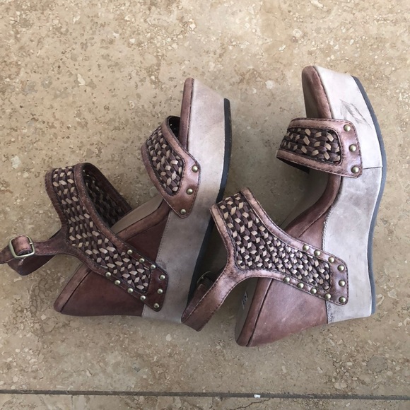 Ugg Assia Wedge - Picture 7 of 8